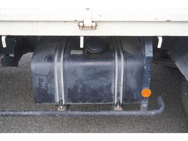 Hino RANGER 2017-08 182982-15