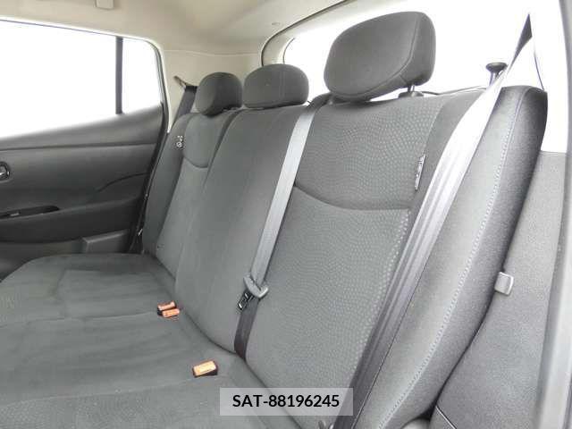Nissan LEAF 2014-03 324455-7