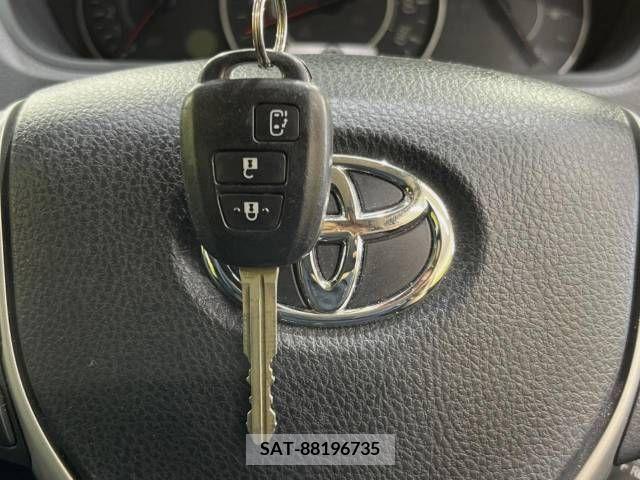 Toyota VOXY 2018-07 289180-6