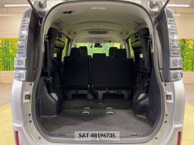 Toyota VOXY 2018-07 289180-11