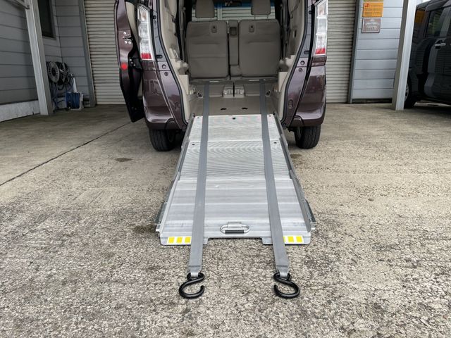 Honda N BOX 2015-03 17165-28