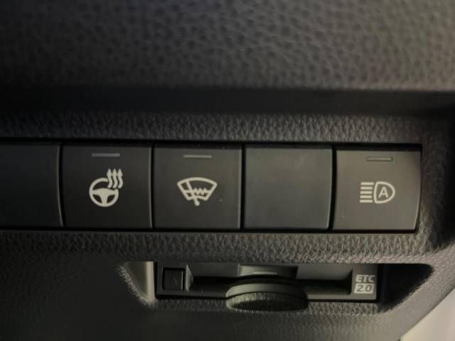 Toyota RAV4 2019-05 5725-6