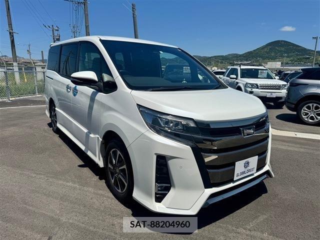 Toyota NOAH 2020-03 280391-3