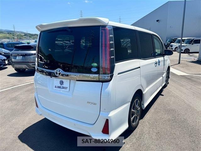 Toyota NOAH 2020-03 280391-5