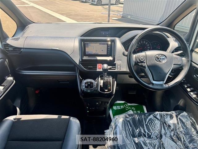 Toyota NOAH 2020-03 280391-18