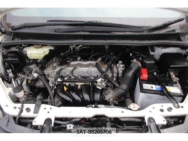 Toyota NOAH 2017-11 298084-18