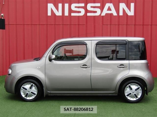 Nissan CUBE 2017-11 385324-25
