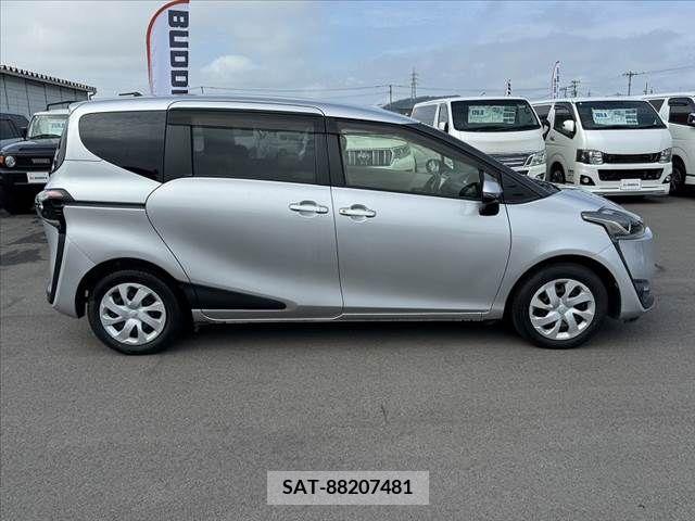 Toyota SIENTA 2015-09 376216-11
