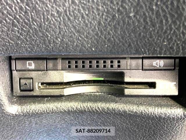 Toyota SIENTA 2016-05 314632-5