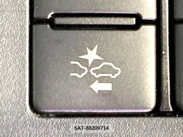 Toyota SIENTA 2016-05 314632-4