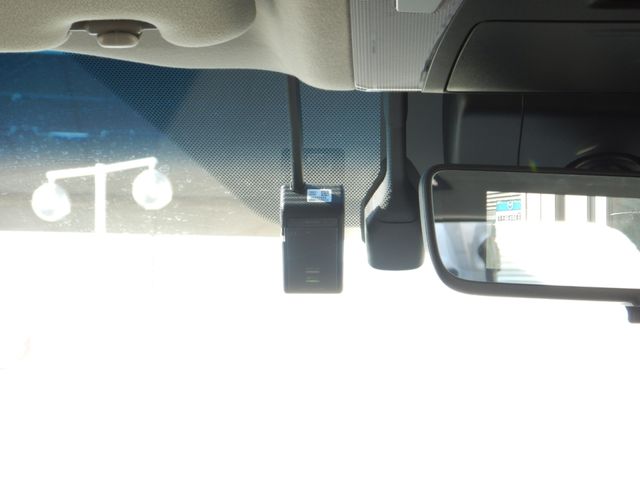 Toyota ALPHARD HYBRID 2019-10 27176-15