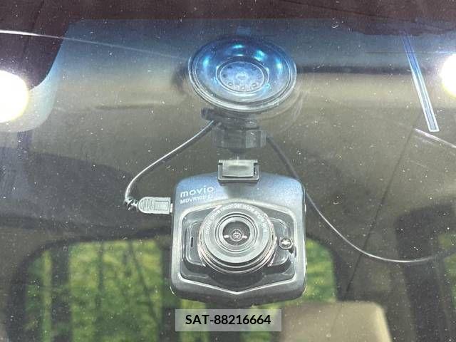 Honda N BOX 2019-12 364549-7