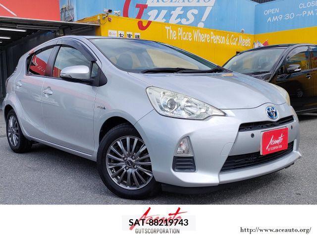 Toyota AQUA 2012-06 356259-0