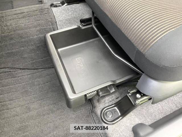 Mitsubishi EK CUSTOM 2013-09 327352-7
