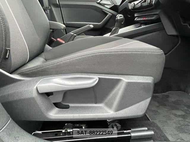 Audi A1 2021-03 318059-13