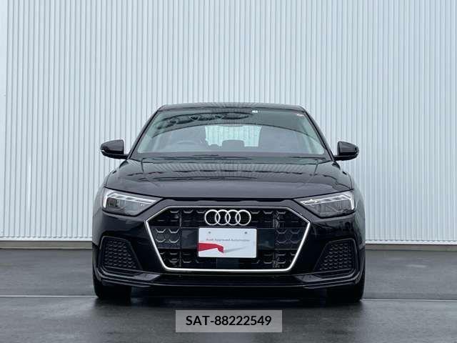 Audi A1 2021-03 318059-2