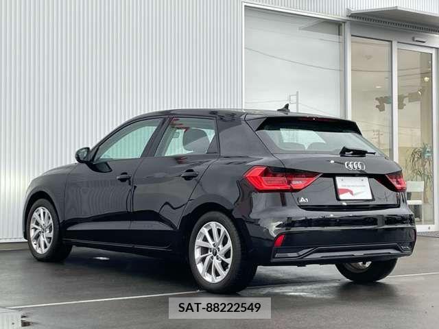 Audi A1 2021-03 318059-9