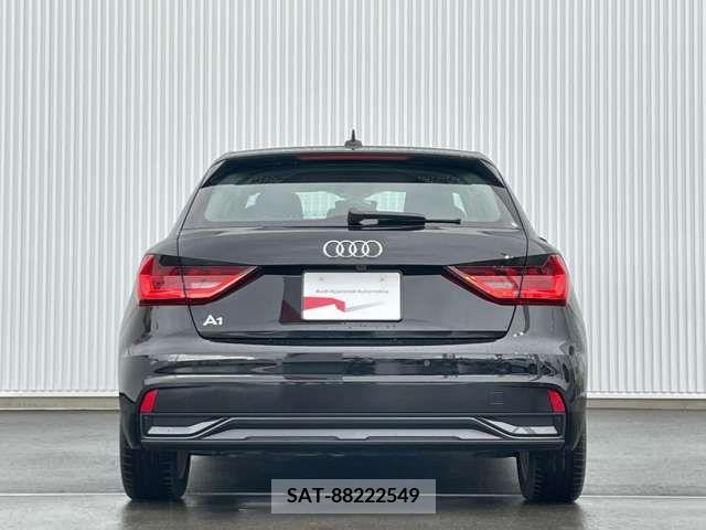 Audi A1 2021-03 318059-8