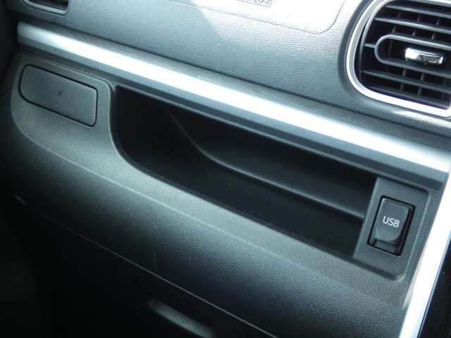 Daihatsu TANTO CUSTOM 2013-01 27975-9