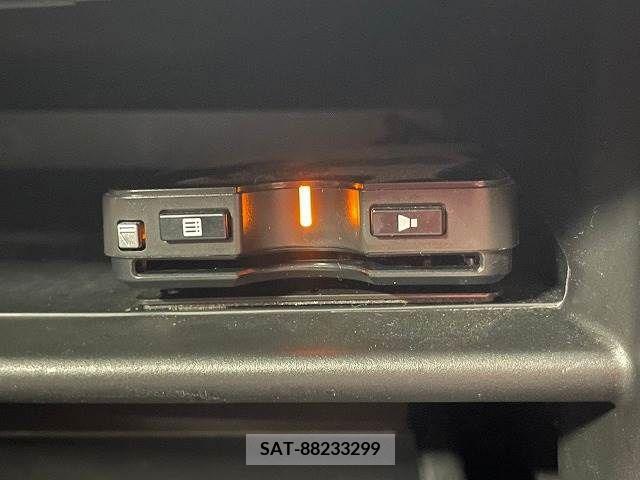Mitsubishi OUTLANDER PHEV 2019-04 303571-4