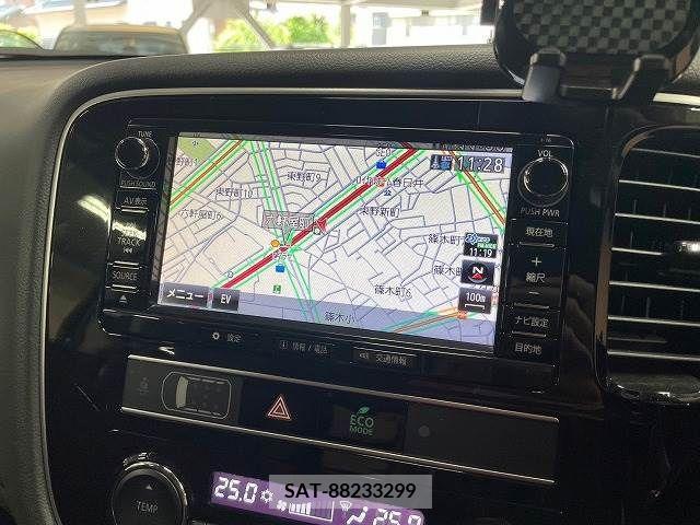 Mitsubishi OUTLANDER PHEV 2019-04 303571-2