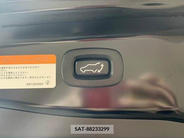 Mitsubishi OUTLANDER PHEV 2019-04 303571-11