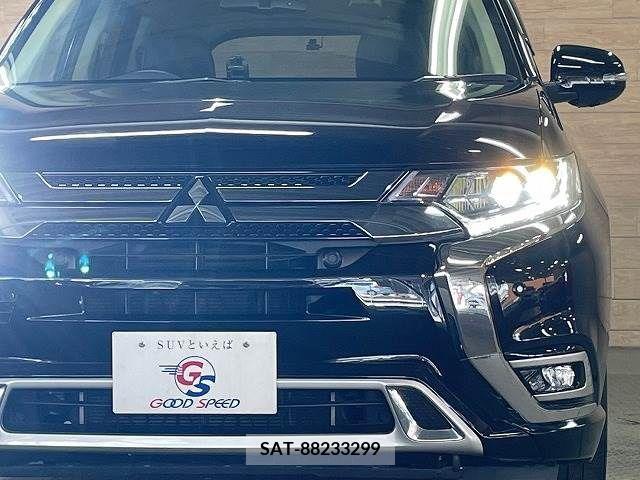 Mitsubishi OUTLANDER PHEV 2019-04 303571-9