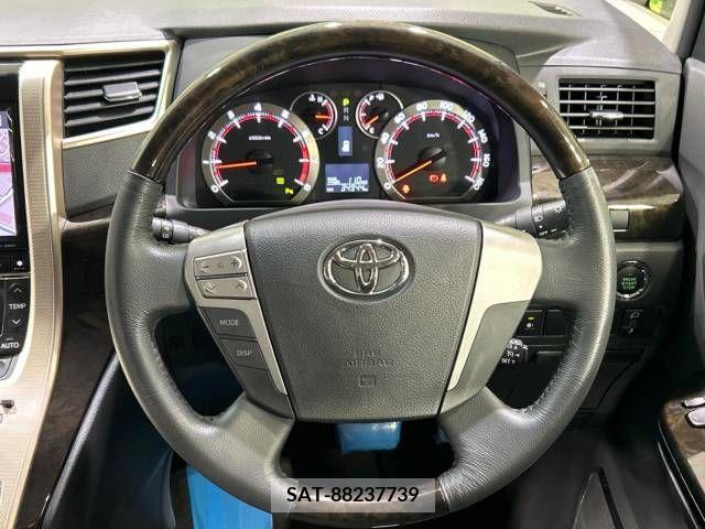 Toyota VELLFIRE 2014-03 217766-12