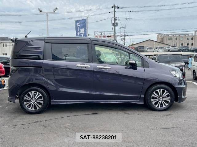 Honda FREED SPIKE 2015-03 302871-16