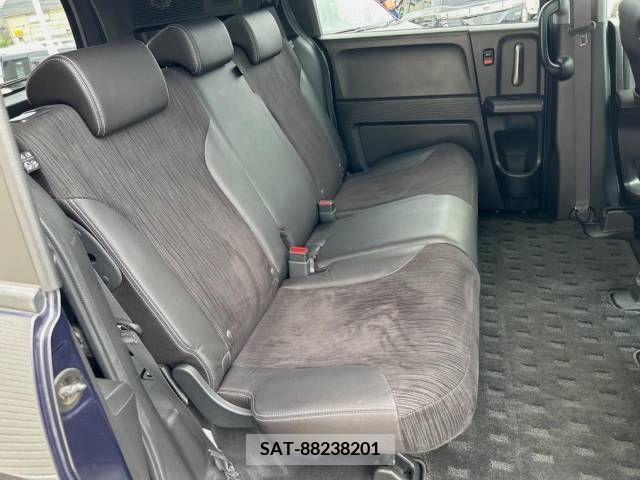 Honda FREED SPIKE 2015-03 302871-11