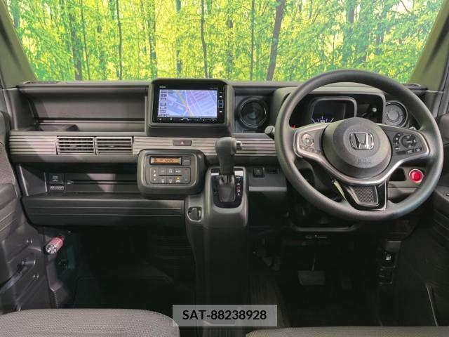 Honda N-VAN 2019-02 224313-1