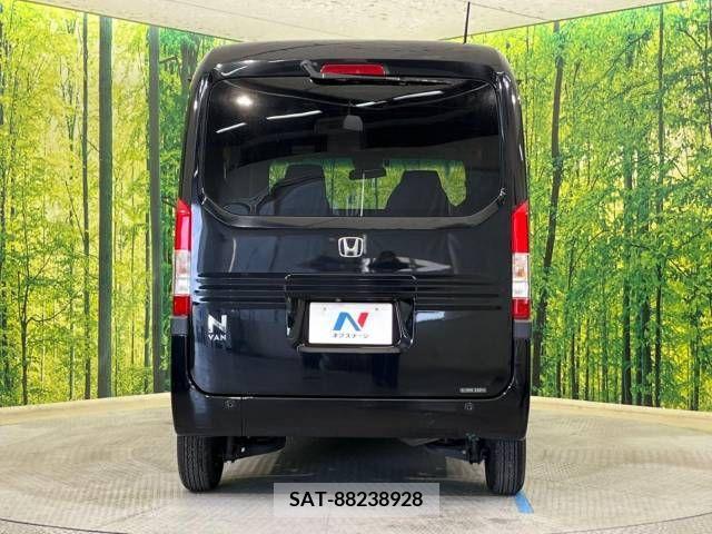 Honda N-VAN 2019-02 224313-15
