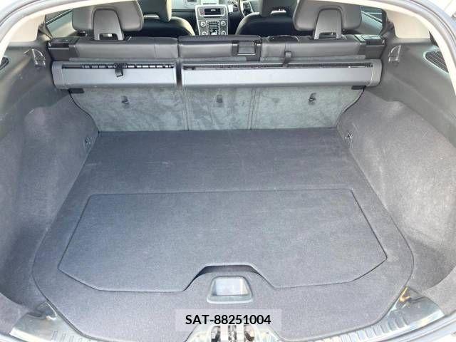 Volvo V60 2015-12 380034-13