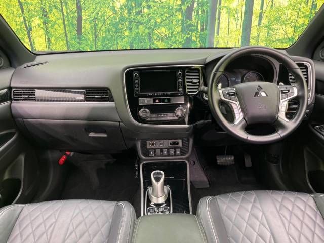 Mitsubishi OUTLANDER PHEV 2019-09 189784-1