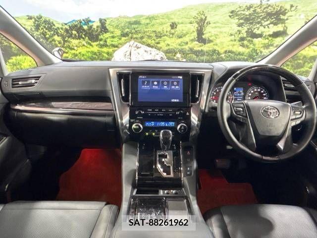 Toyota ALPHARD 2022-10 281611-1