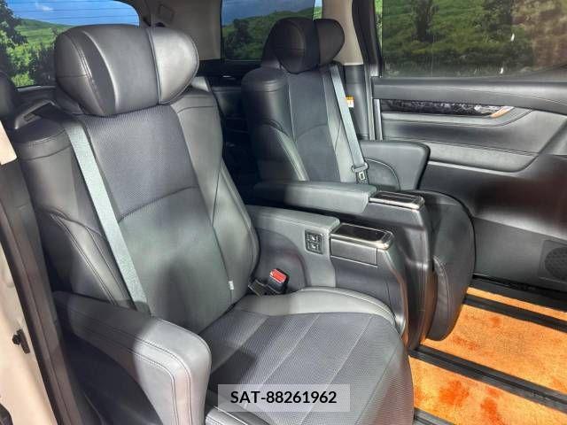 Toyota ALPHARD 2022-10 281611-8