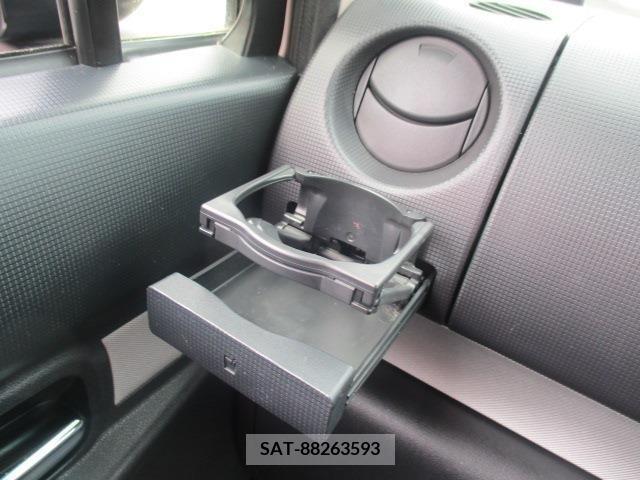 Daihatsu MOVE CONTE 2013-06 384503-18