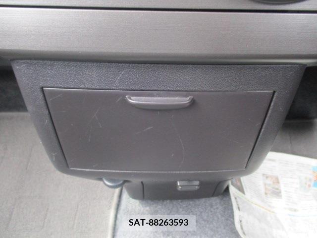 Daihatsu MOVE CONTE 2013-06 384503-7