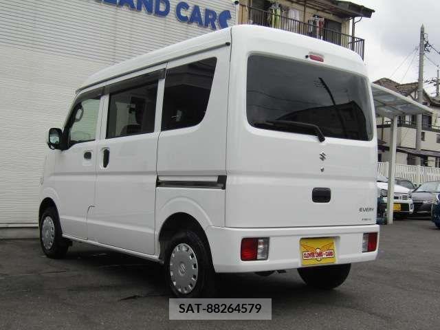 Suzuki EVERY 2021-07 301678-5