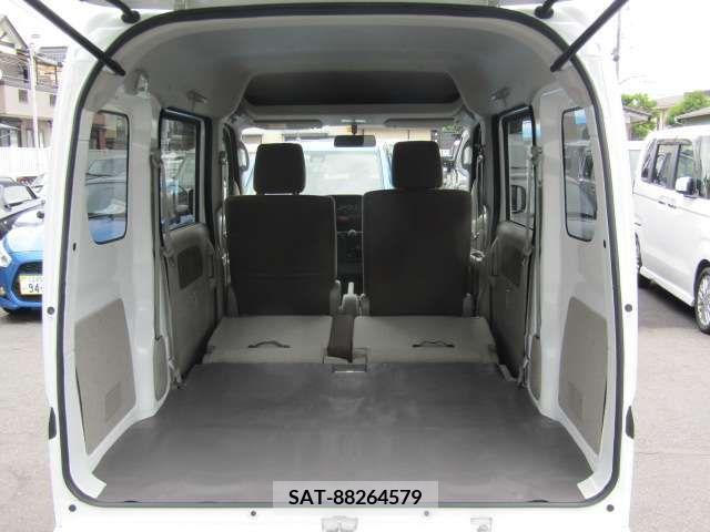 Suzuki EVERY 2021-07 301678-10