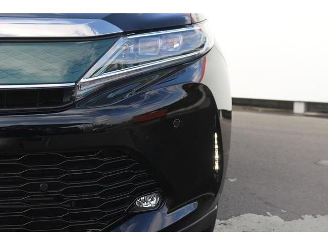 Toyota HARRIER 2017-09 16322-5