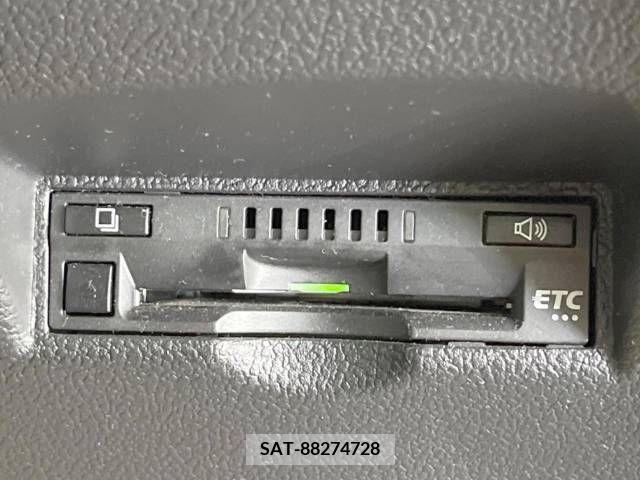 Toyota PRIUS 2016-10 366488-6