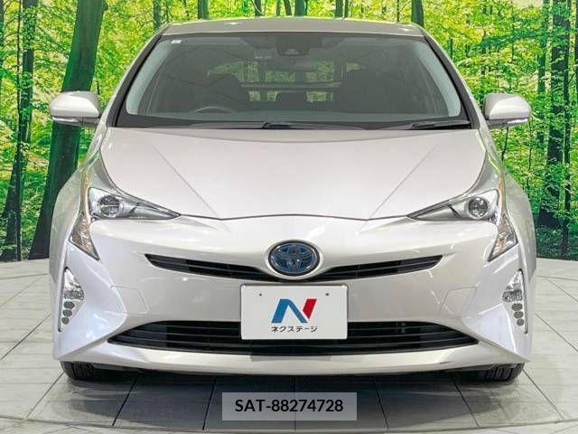 Toyota PRIUS 2016-10 366488-14