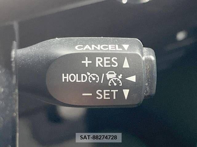 Toyota PRIUS 2016-10 366488-5
