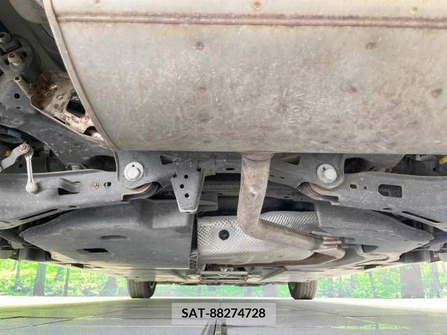 Toyota PRIUS 2016-10 366488-19