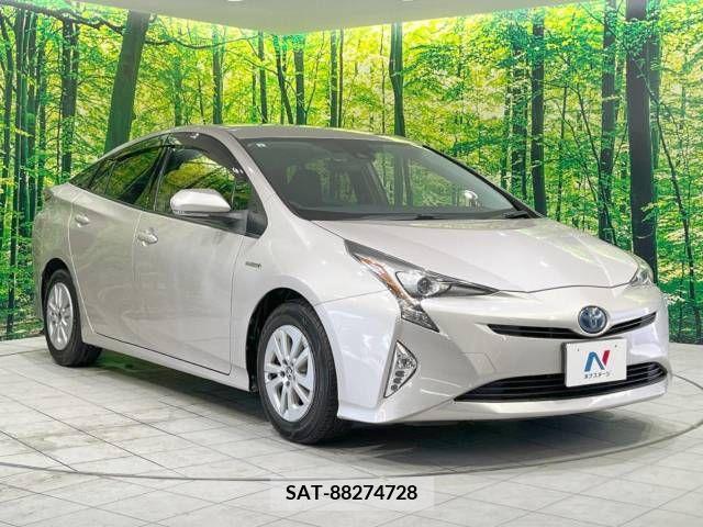 Toyota PRIUS 2016-10 366488-16