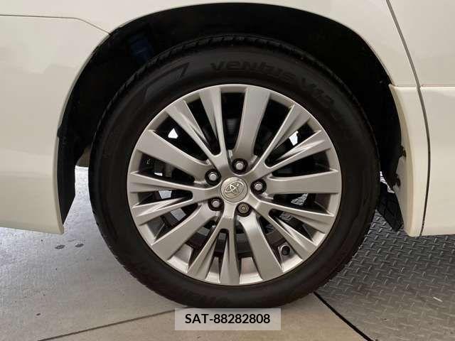 Toyota VELLFIRE 2013-01 244617-17