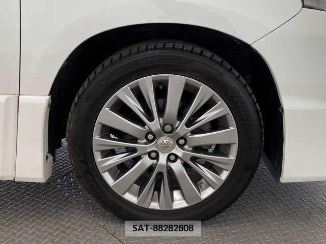 Toyota VELLFIRE 2013-01 244617-16