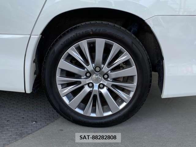 Toyota VELLFIRE 2013-01 244617-14