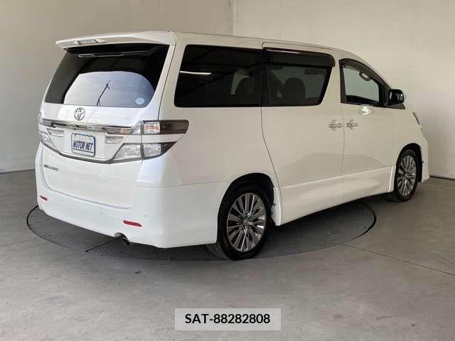 Toyota VELLFIRE 2013-01 244617-10